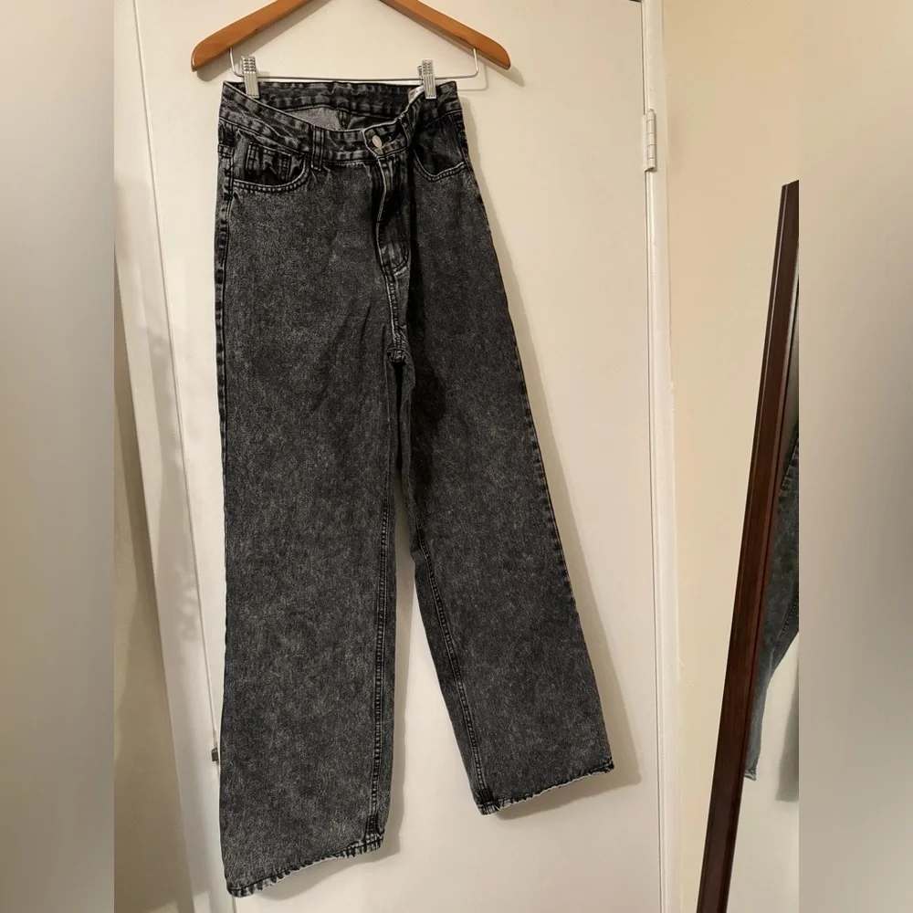 SHEIN Dark grey wide leg jeans size medium‎